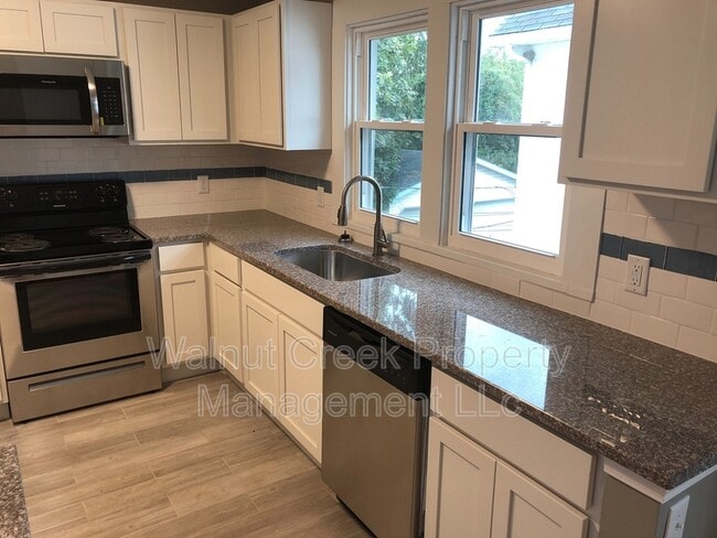 Foto del edificio - 2157 Wascana Ave