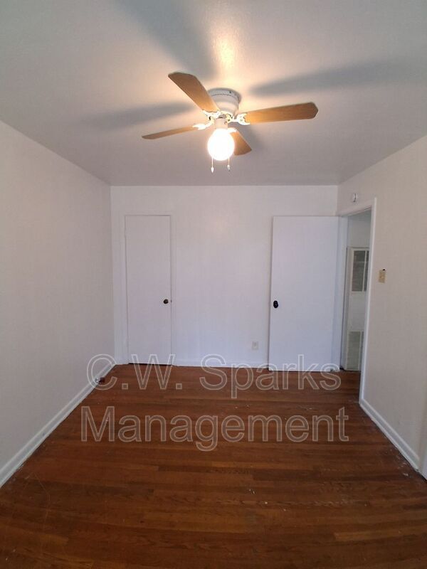 Foto del edificio - 3021 Avon St