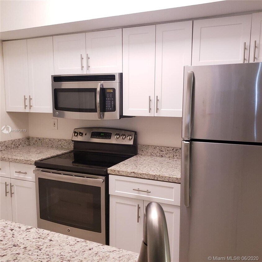 Primary Photo - 230 SW 117th Terrace