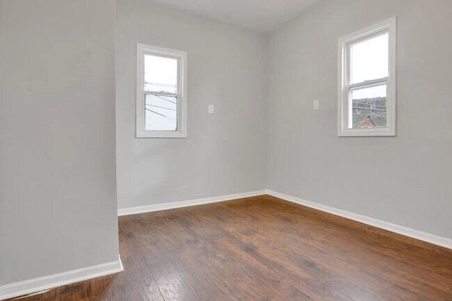 Foto del edificio - 3711 E 98th St