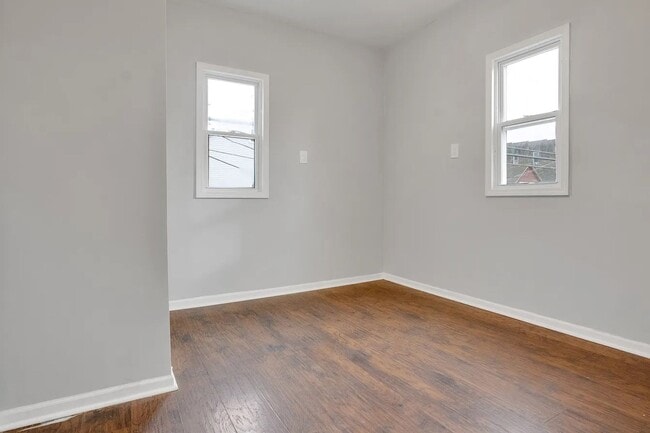 Building Photo - 3711 E 98th St