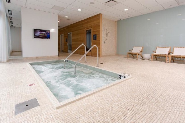 Foto del edificio - 353 W Wacker Dr