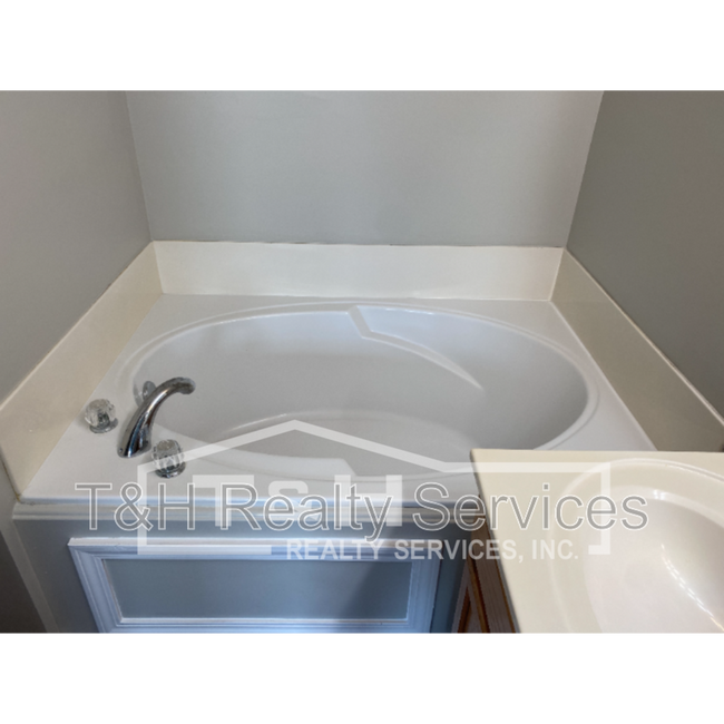 Foto del edificio - 11947 Princewood Dr