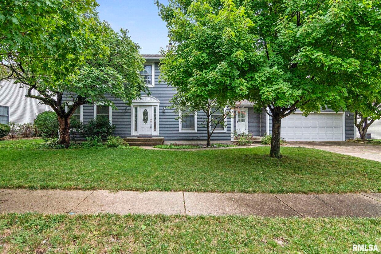 Foto principal - 1616 Hunter Ridge Dr