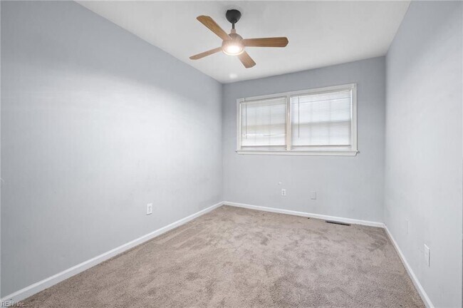 Foto del edificio - 394 Deputy Ln