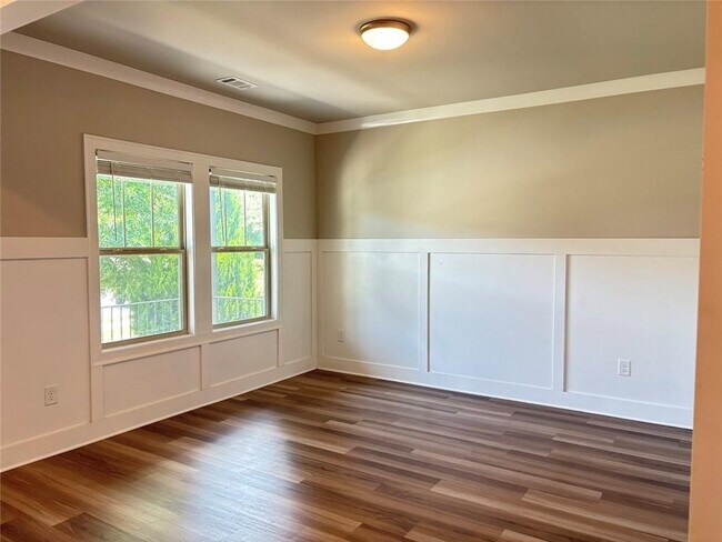 Foto del edificio - 5800 Arbor Green Cir