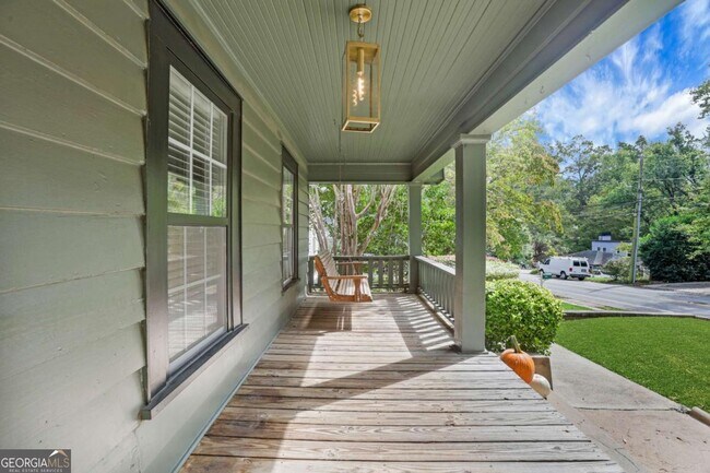 Foto del edificio - 1834 McLendon Ave NE