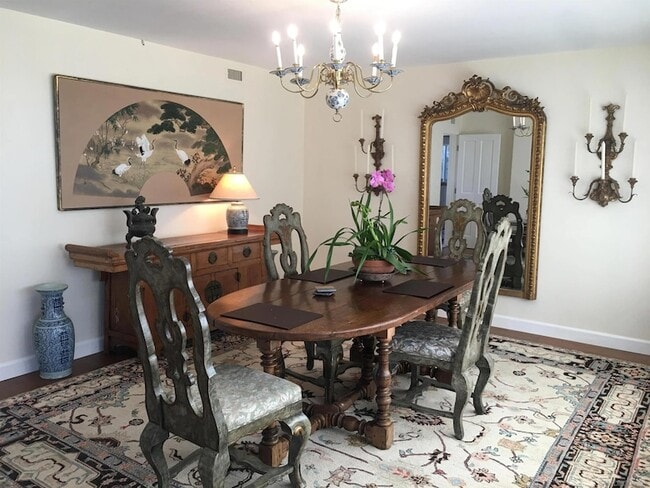 Building Photo - 17090 El Mirador