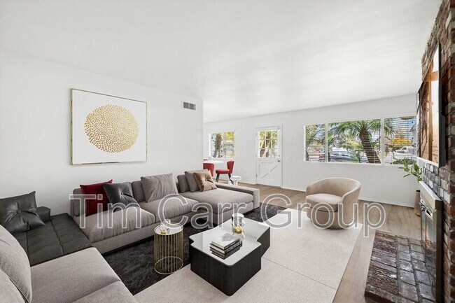 Foto del edificio - 375 Woodland Pl