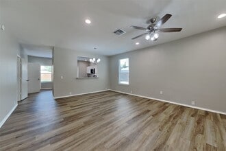 Building Photo - 6211 Gillian Park Dr