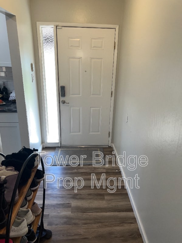 Building Photo - 9425 Dalton Way