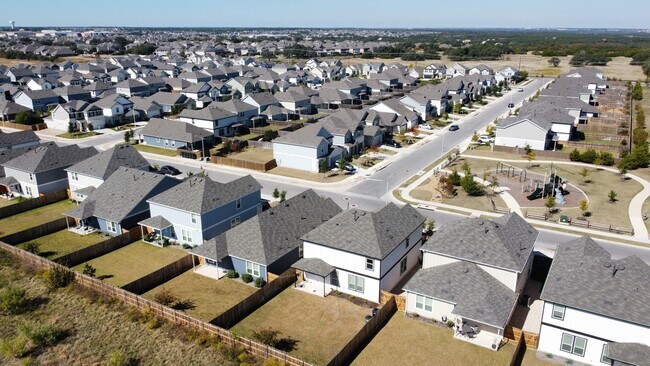 Foto del edificio - 428 Acuff Ln