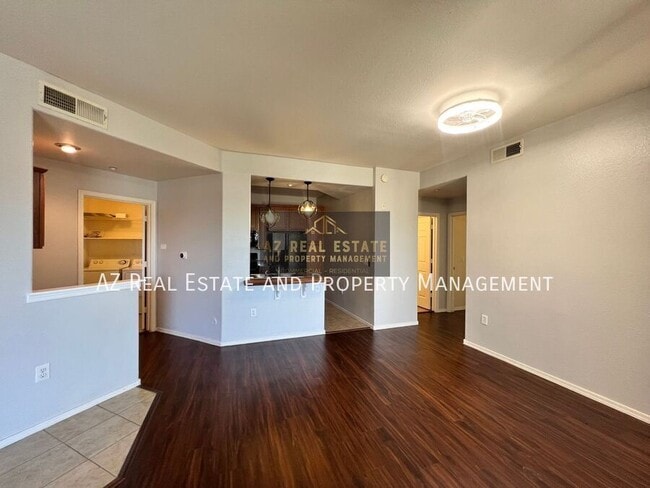Foto del edificio - 5303 N 7th St