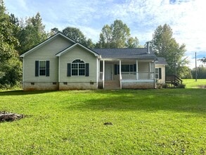 Building Photo - 765 GA-18