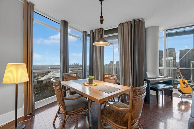 Photo du bâtiment - 231 Fort York Blvd