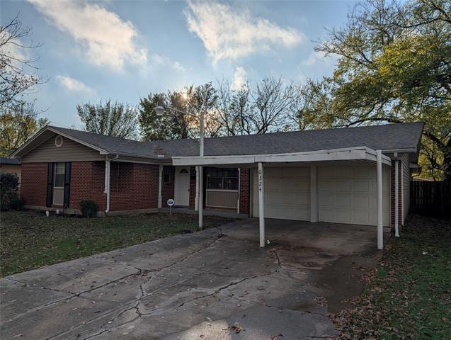 Foto del edificio - 6324 Regal Rd