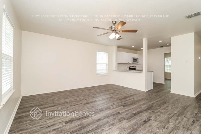 Building Photo - 1817 Diamond Lake Trail