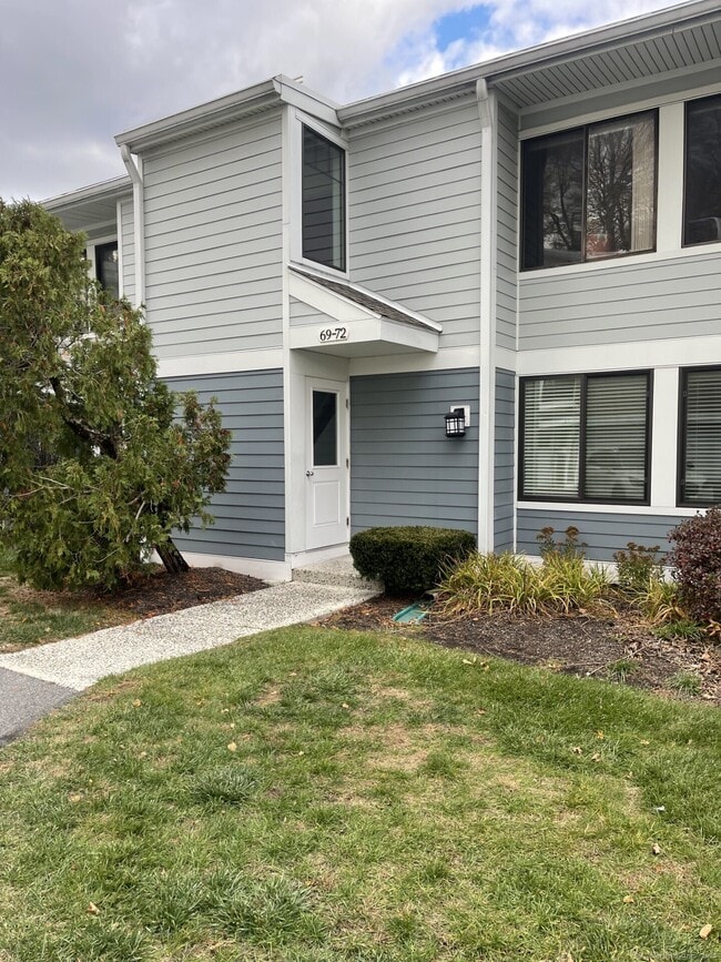 Foto del edificio - 69 Lawson Ln