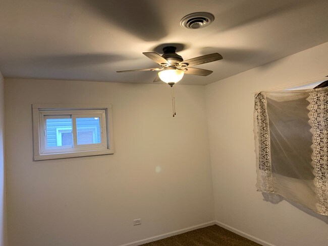 Foto del edificio - 16128 Homan Ave