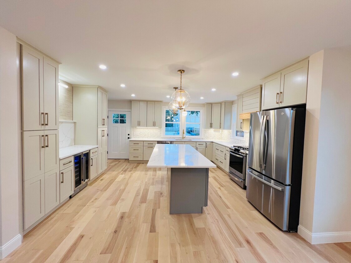 Kitchen 31A 1st floor unit - 31 Park Ave