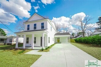 Building Photo - 95 Camellia St