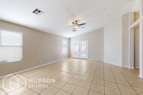 Building Photo - NOW AVAILABLE! - 3605 W Questa Dr, Glendal...