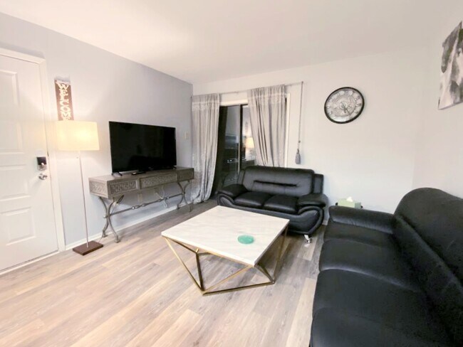 Foto del edificio - 6900 Skillman St