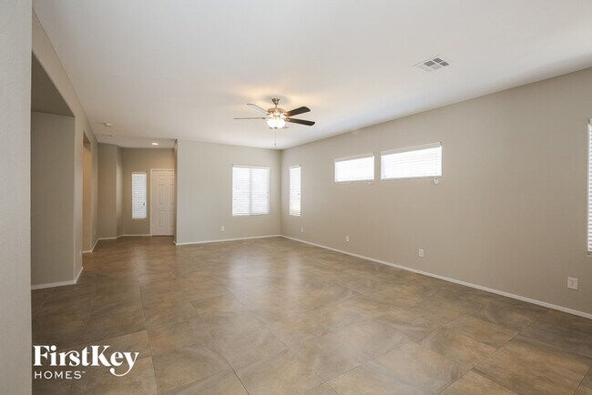 Building Photo - 8900 Magnolia Point Ct