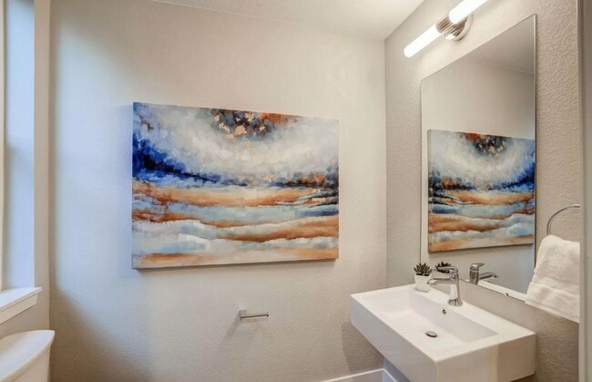 Building Photo - 3816 Zenobia St