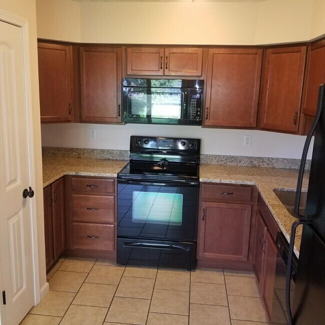 Foto del edificio - 108 Barnsback St