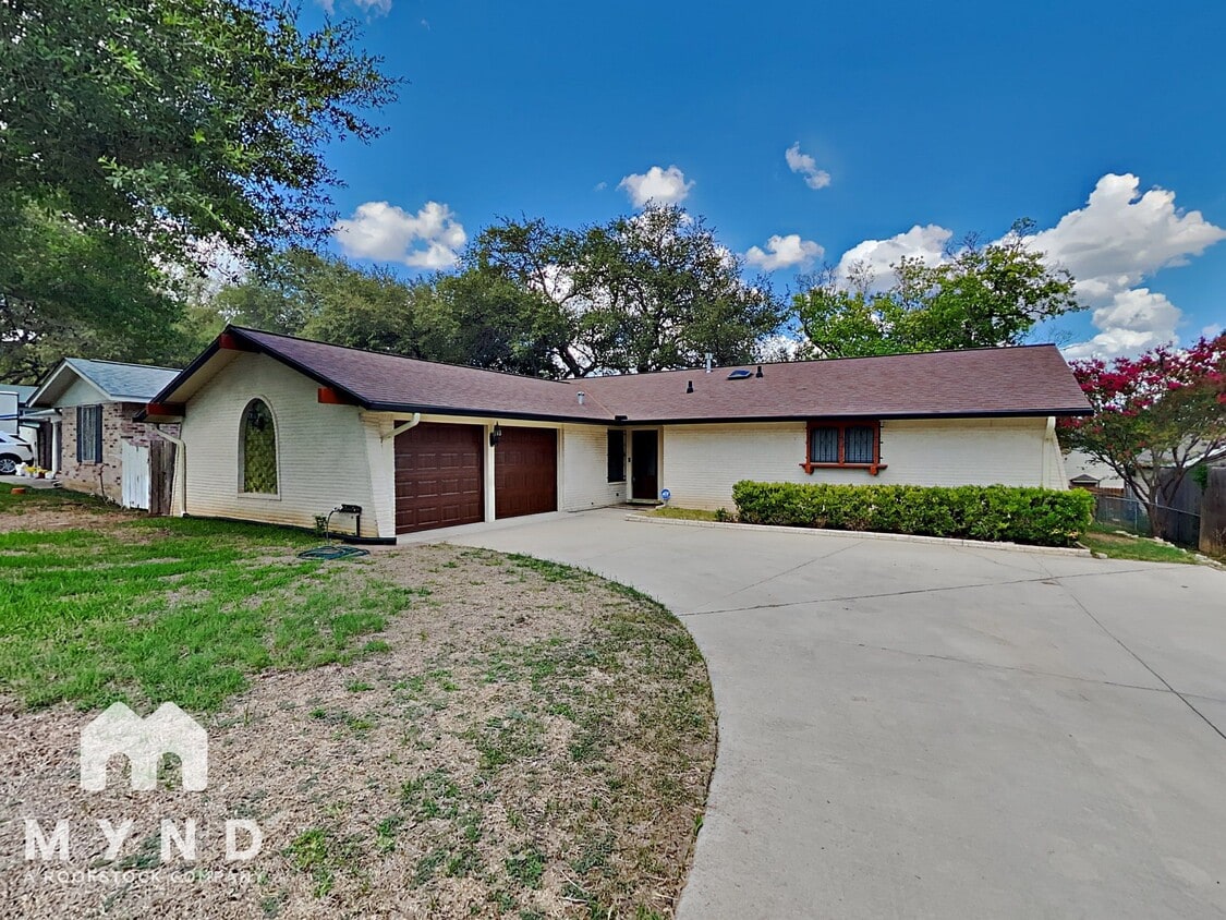 Foto principal - 5727 Bogart Dr