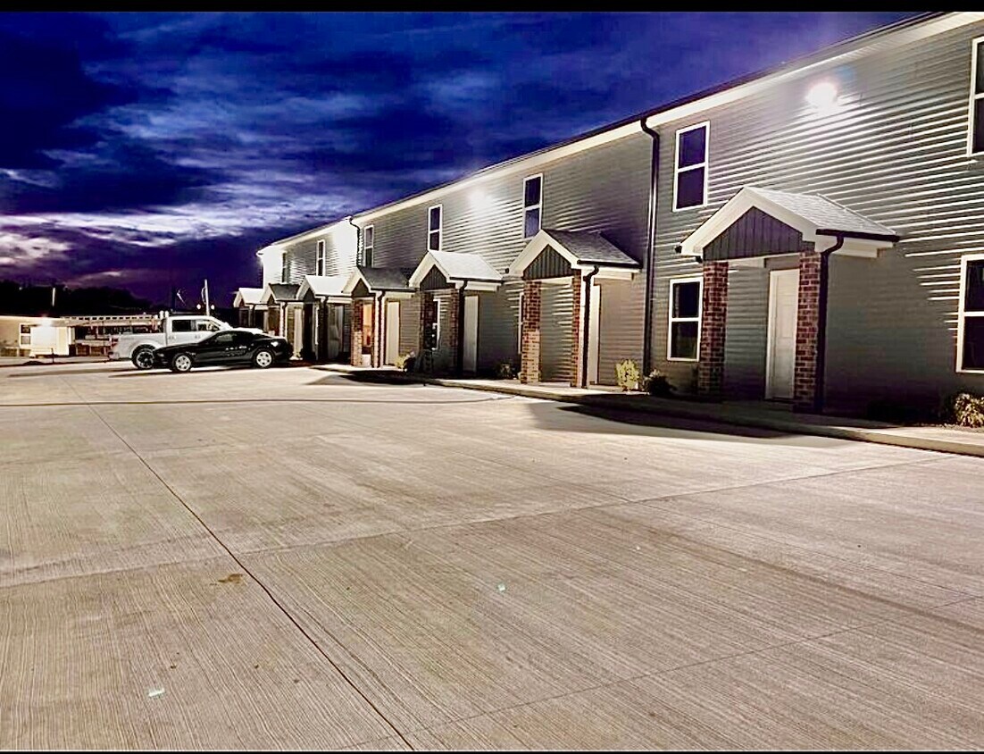 211 Cane Creek Ln, Jackson, MO 63755 Townhome Rentals in Jackson MO