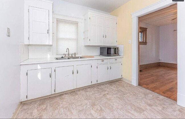 Building Photo - 1132 Michigan-1132MICH