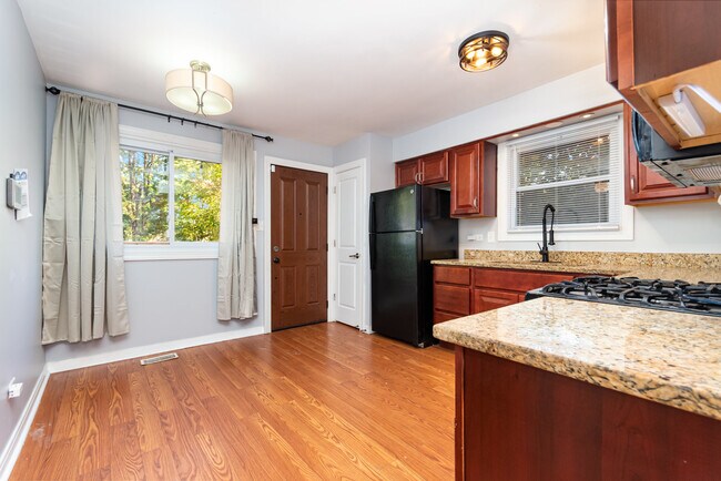 Foto del edificio - 544 Garfield Ave