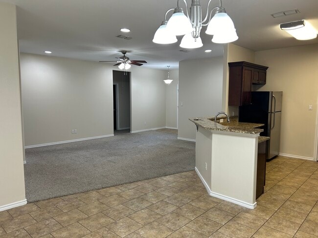 Foto del edificio - 404 E 19th St