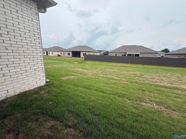 Building Photo - 22651 Donahue Dr