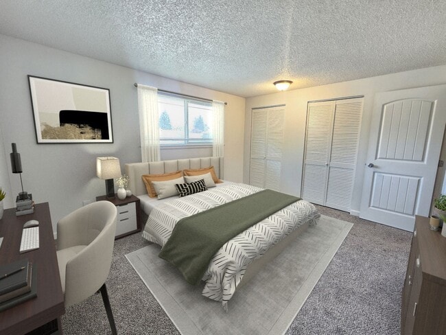 Building Photo - $2,700 – Spacious 4 Bed / 2 Bath Home in S...