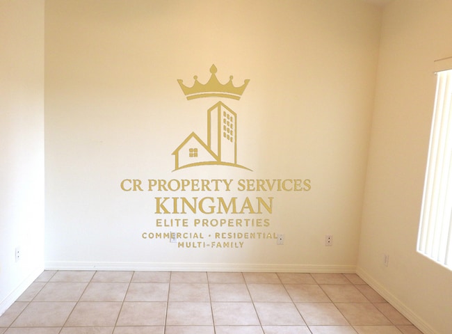 Building Photo - 3+2 with Den - Stylish and comfortable place to call home!