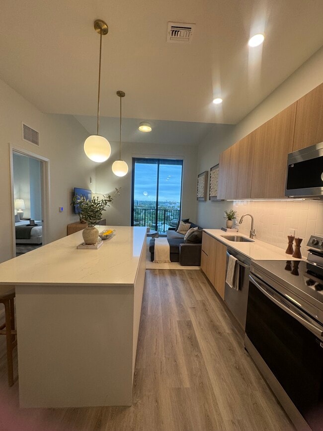 Foto del edificio - 95 NW 30th Ave