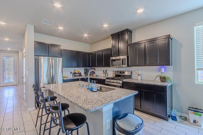 Foto del edificio - 11102 Blazing Star Pl