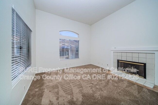 Building Photo - 28737 La Siena