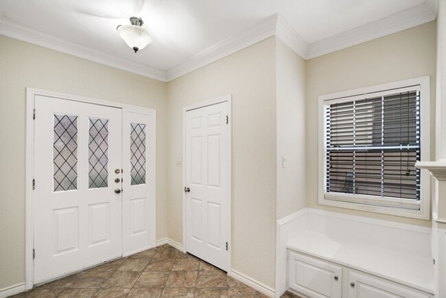 Building Photo - 2208 Indian Trail