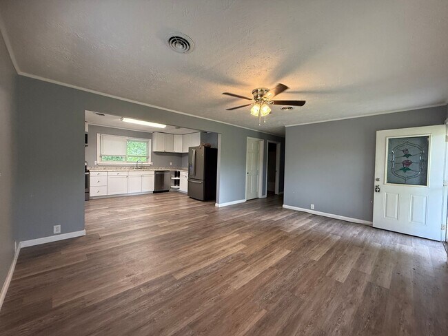 Foto del edificio - 3 Bedroom 1 Bathroom Home in Greene County...