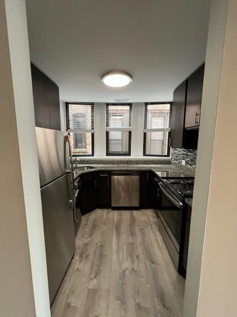 Foto principal - 3 bedroom in Chicago IL 60657