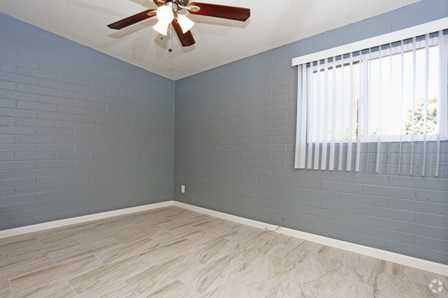 1BR, 1BA - 650 SF - Don Carlos Apartments