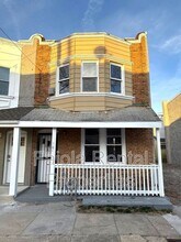 Building Photo - 905 Keener Ave