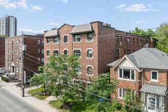 Building Photo - 1602 Bathurst Street