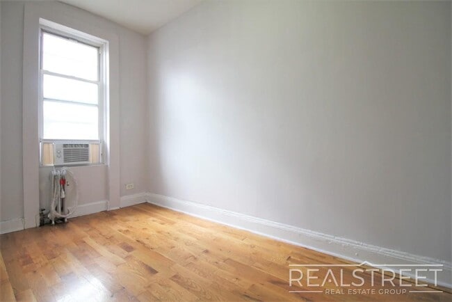 Foto del edificio - Spacious 2 BED + office in Bushwick