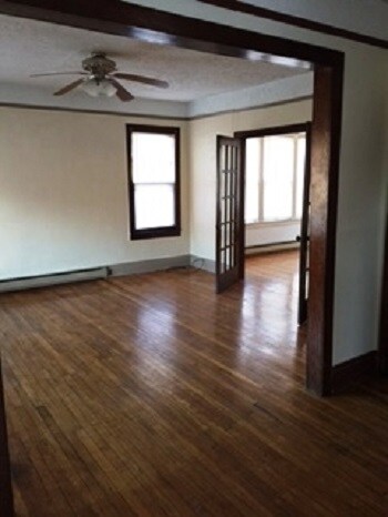 Foto del edificio - 1905 Bluefield Ave