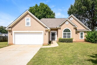 Building Photo - 114 Rockbridge Loop